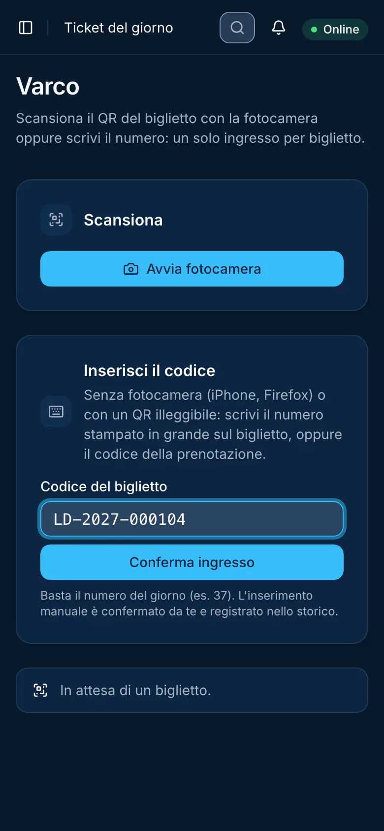 Varco sul telefono: lettura del QR o codice del biglietto scritto a mano